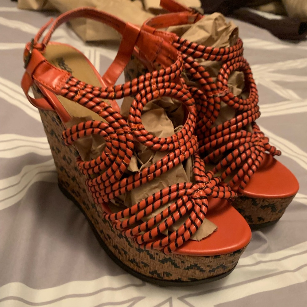 Brand new Massimo Sandals